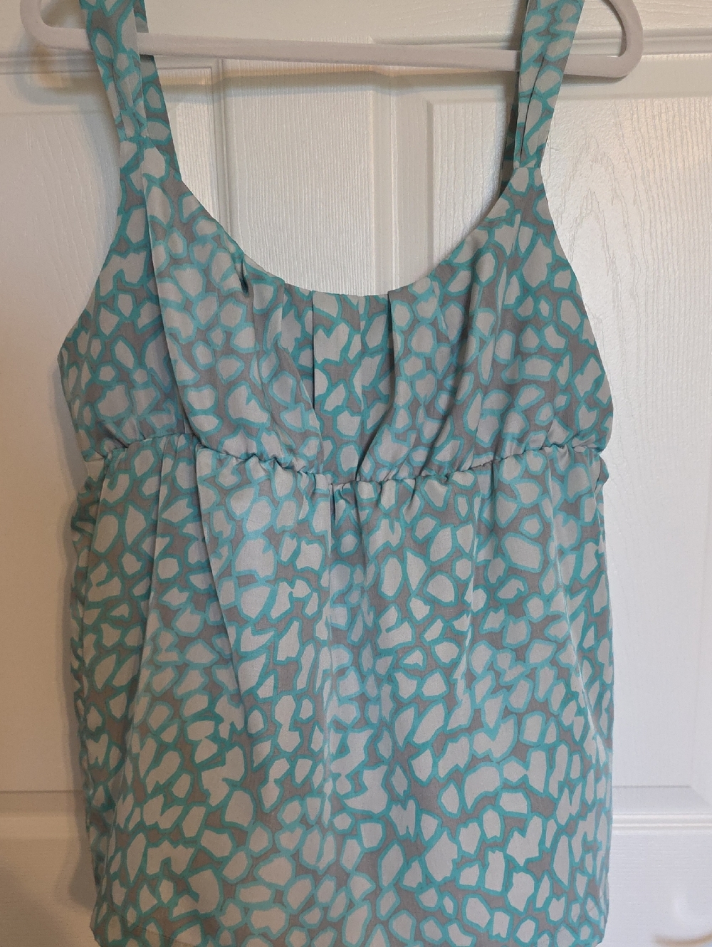 New York & Company Aqua and White Patterned Sleeveless Top
